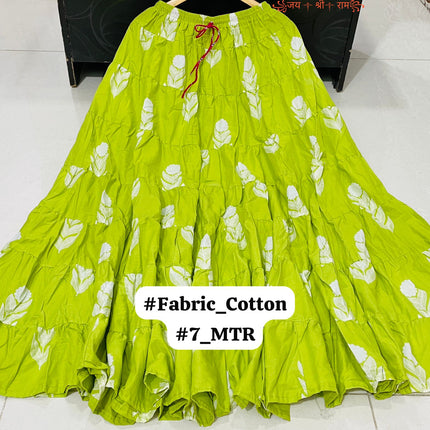 Beautiful 🥰 Cotton Printed 7 Meter Skirt Good quality Product*