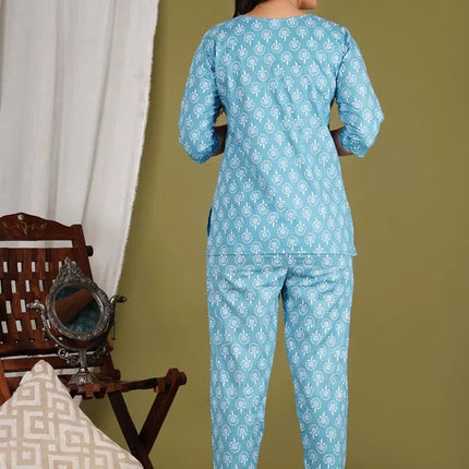 Trendy Stylish Floral Print co-ord set for girls and women