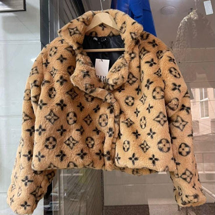 Warm Stylish Furr Coats Imported length 21